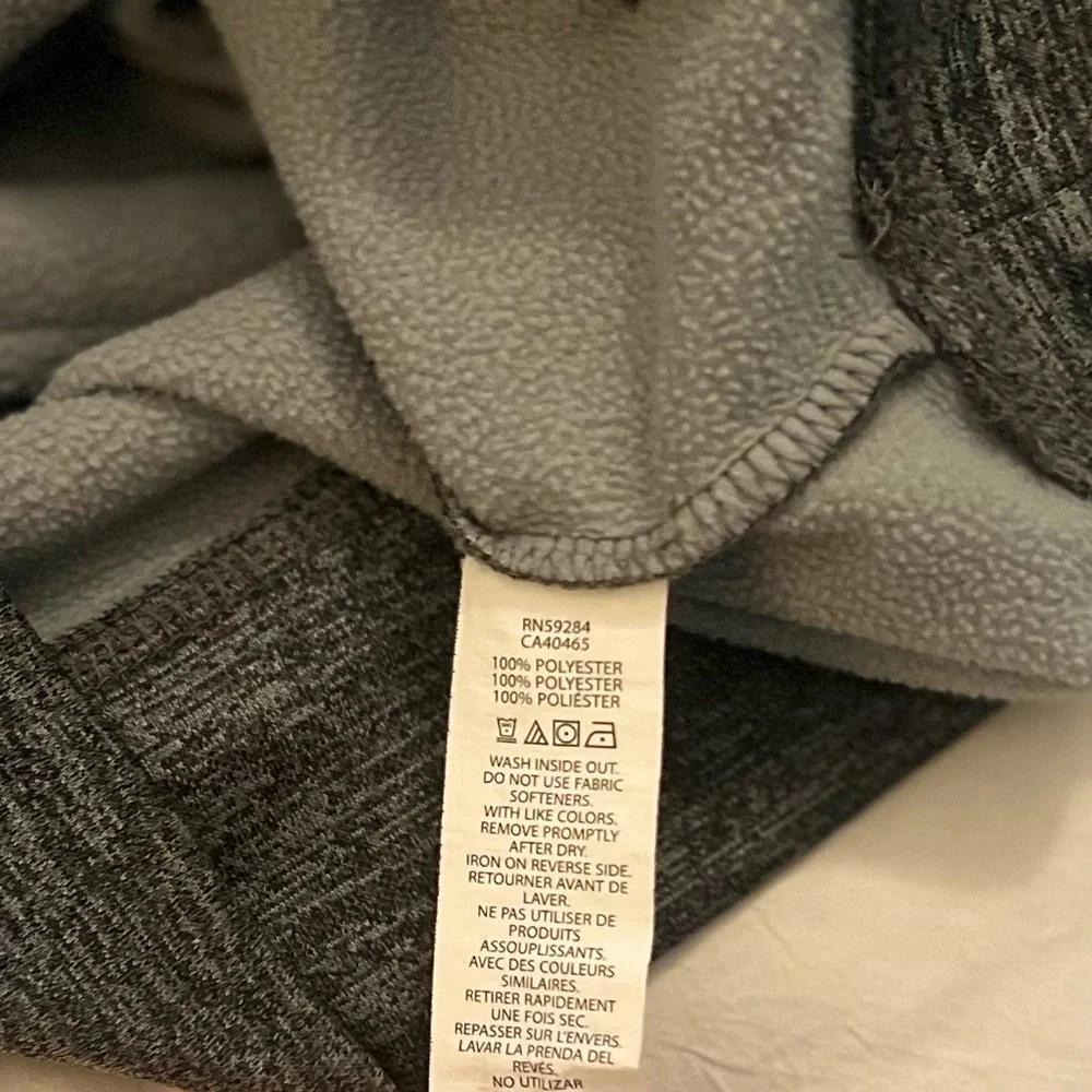 3/$19 Black and gray color block fleece lined long sleeve hoodie sweatshirt